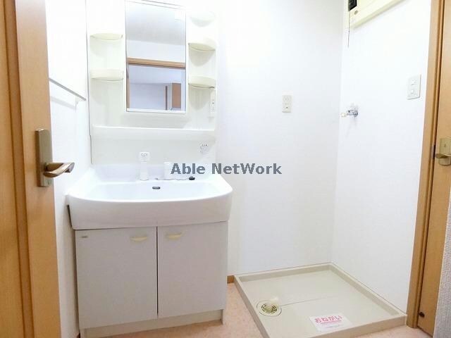 物件内観写真14　(洗面台)