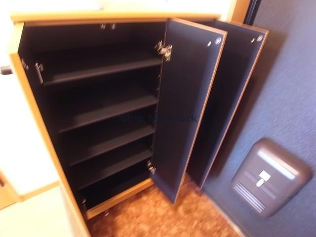 物件内観写真15　(同型タイプ部屋)