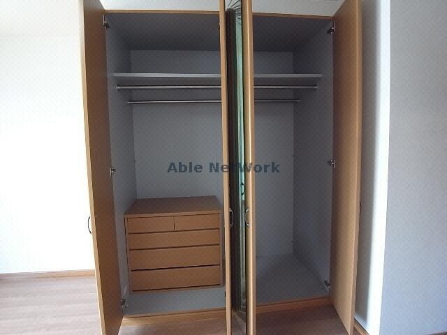物件内観写真10　(クローゼット)
