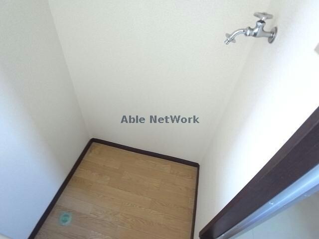 物件内観写真17　(洗濯機置場)