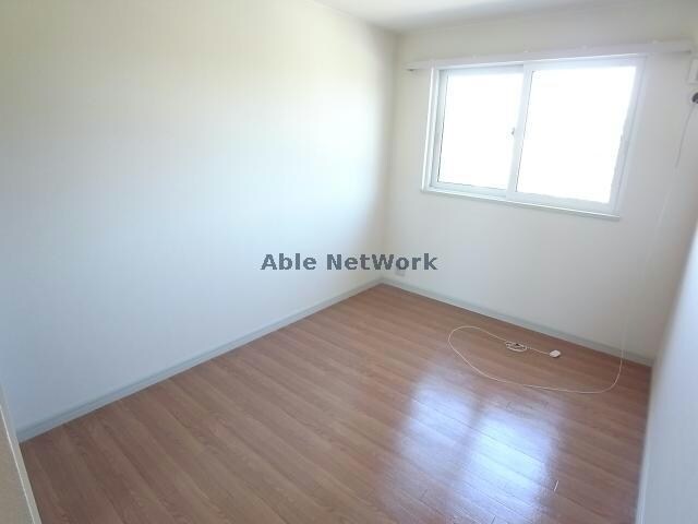 物件内観写真10　(洋室)