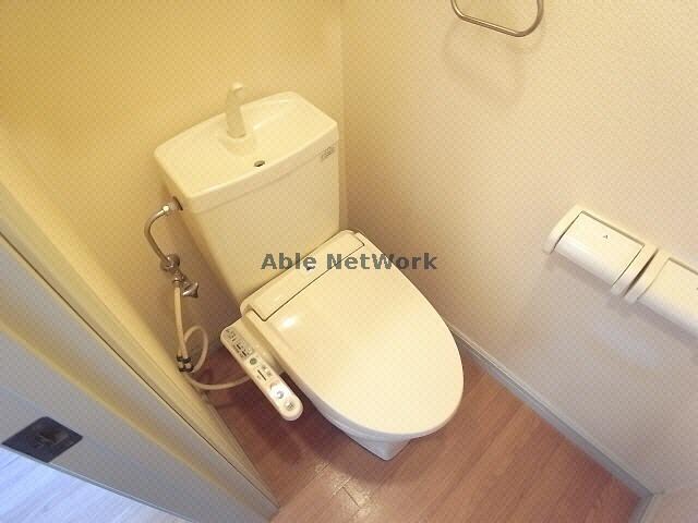 物件内観写真15　(温水洗浄便座付きﾄｲﾚ)