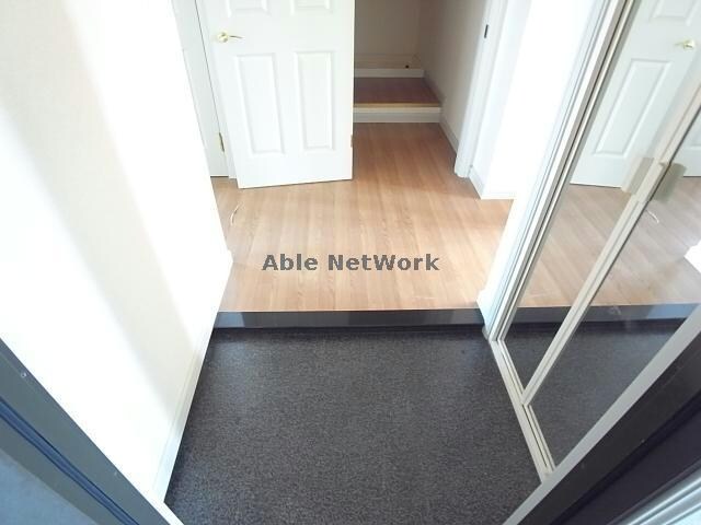 物件内観写真17　(玄関)