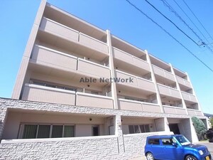 アクシス三本木外観写真