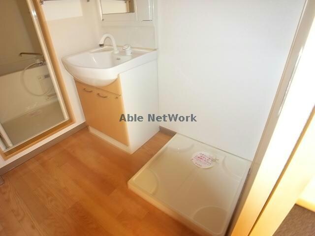 物件内観写真12　(洗面・脱衣所)