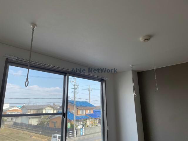 物件内観写真18　(洗濯物干し)