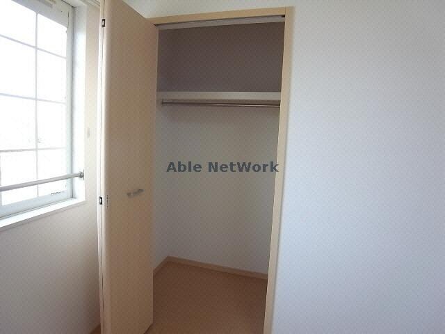 物件内観写真10　(収納)