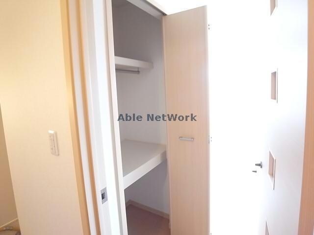 物件内観写真20　(収納)