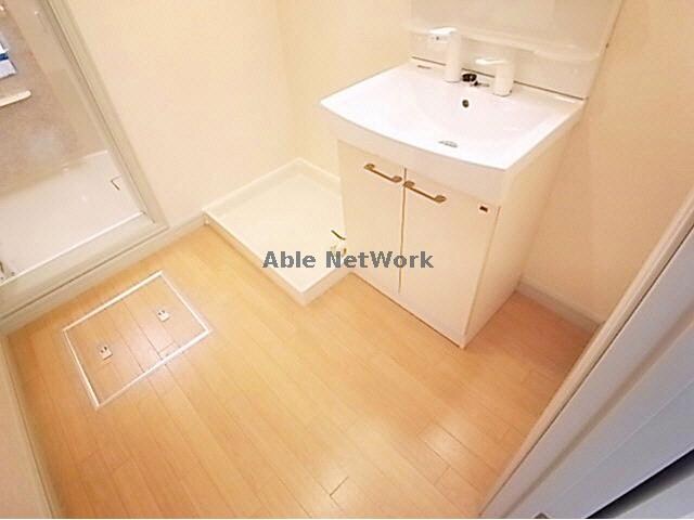 物件内観写真12　(洗面・脱衣所)