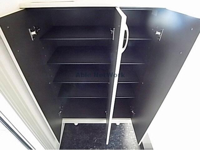 物件内観写真15　(下駄箱)