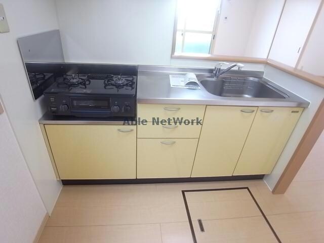 物件内観写真11　(システムキッチン)