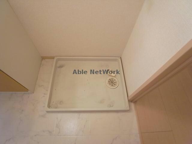 物件内観写真16　(洗濯機置き場)