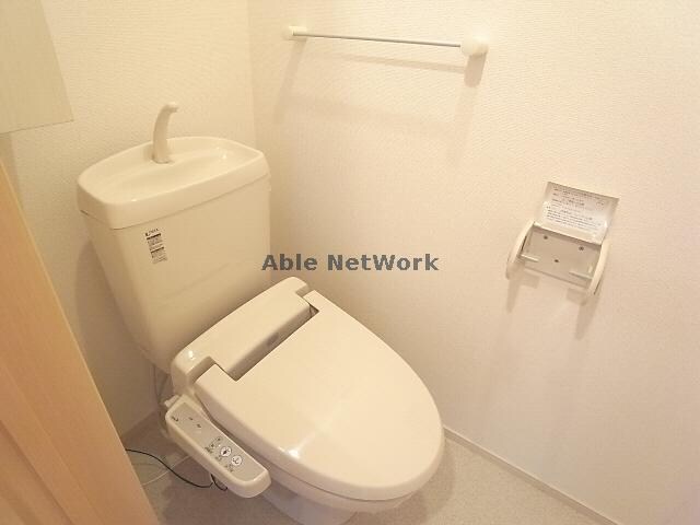 物件内観写真14　(トイレ)