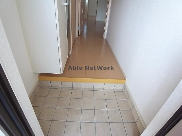 物件内観写真15　(玄関)