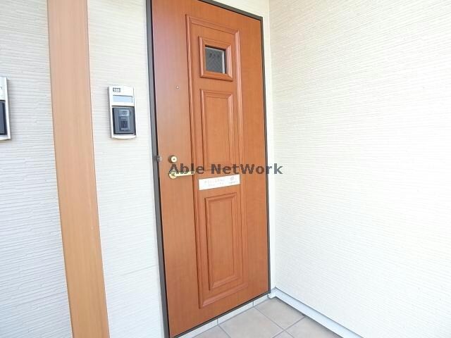 物件内観写真23　(玄関)