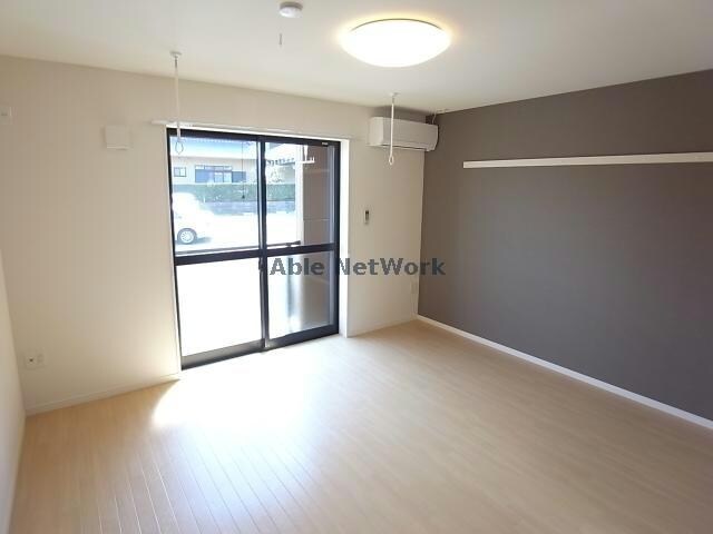 物件内観写真18　(照明器具)