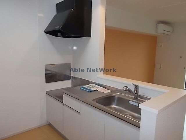 物件内観写真10　(対面キッチン)