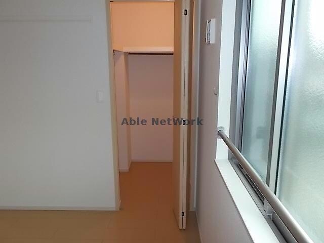 物件内観写真15　(ウォークインクローゼット)