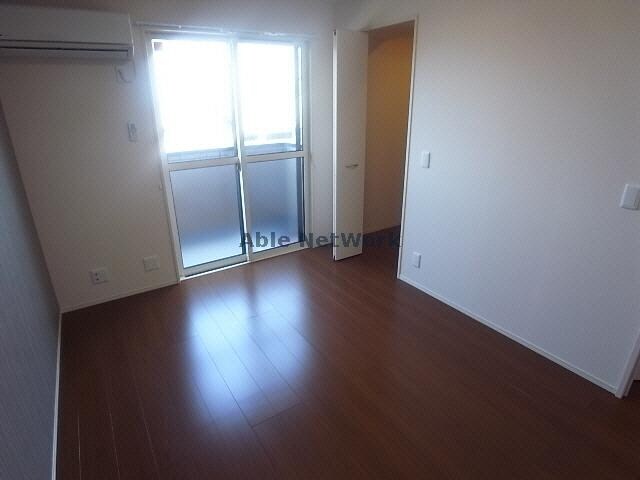 物件内観写真17　(洋室)