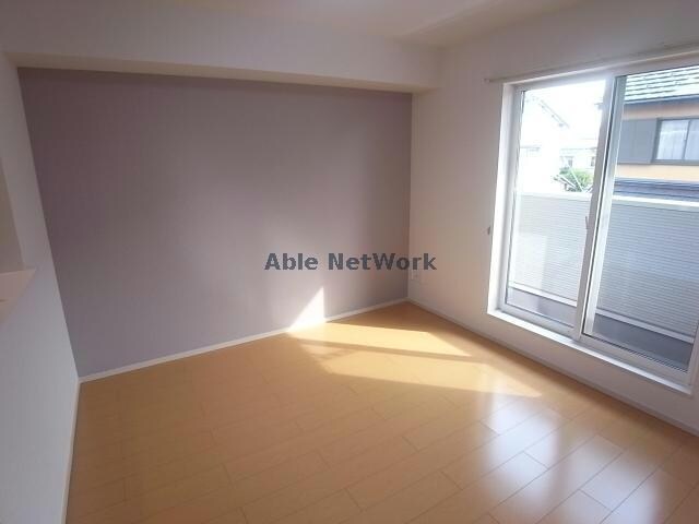 物件内観写真9　(居室)