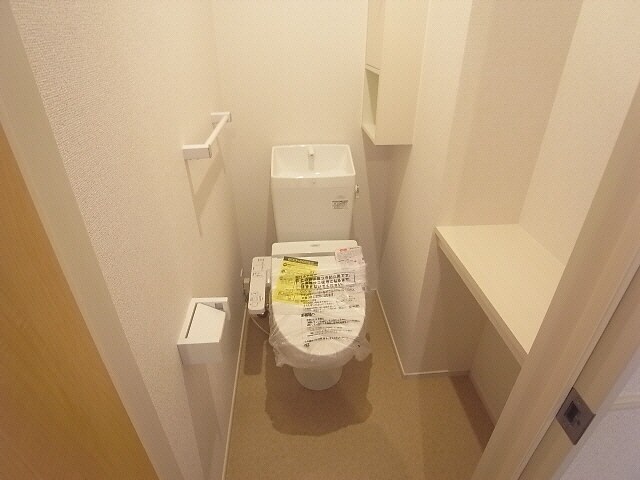 物件内観写真7　(トイレ)