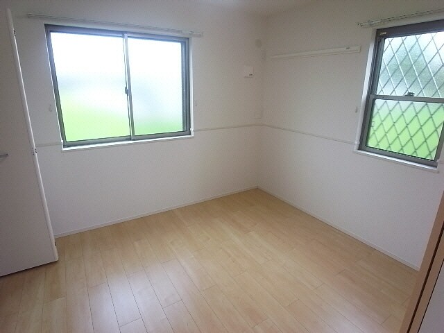 物件内観写真13　(居室)
