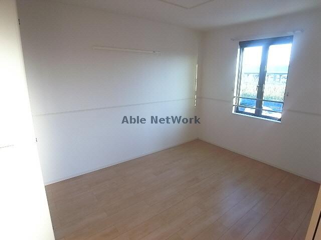 物件内観写真9　(居室)