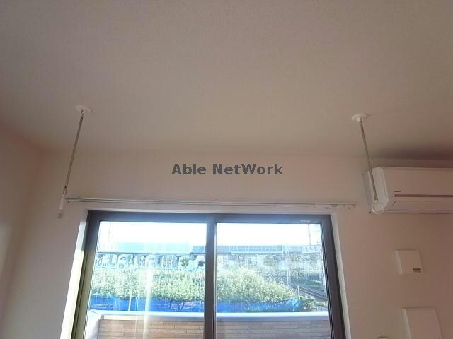 物件内観写真21　(室内洗濯物干し掛け)