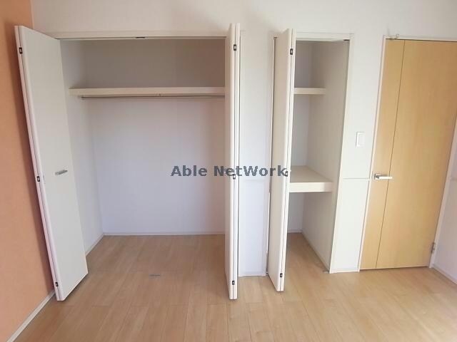 物件内観写真10　(クローゼット)