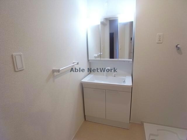 物件内観写真14　(シャンプードレッサー)