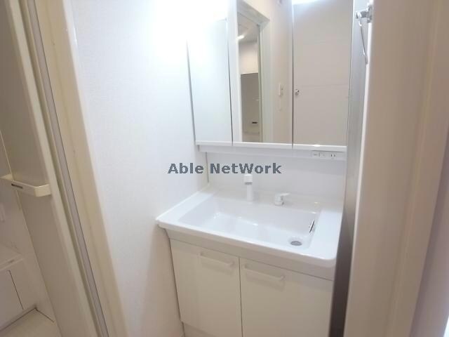 物件内観写真13　(洗面・脱衣所)