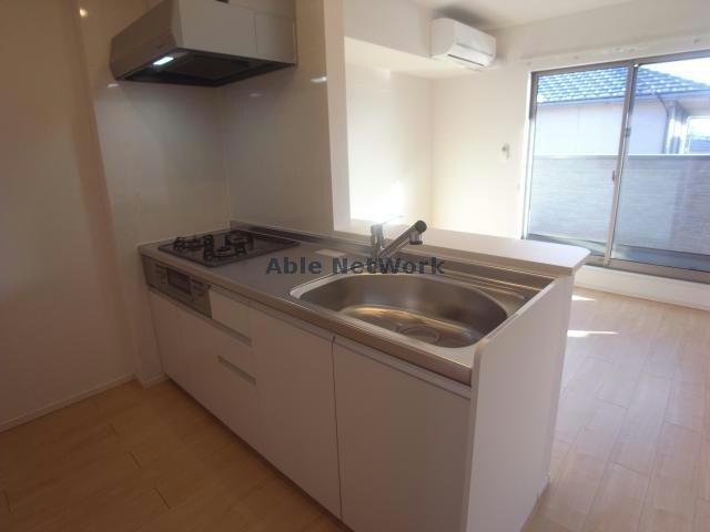 物件内観写真12　(対面キッチン)