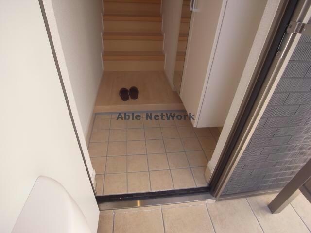 物件内観写真17　(玄関)