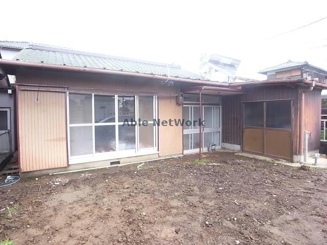 笠木町貸家