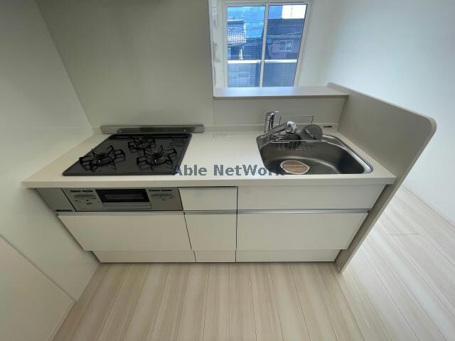 物件内観写真11　(同型タイプ部屋)