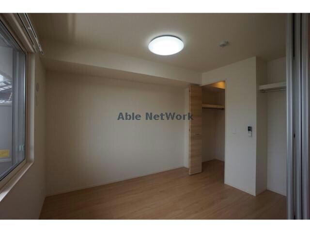 物件内観写真9　(同型タイプ部屋)