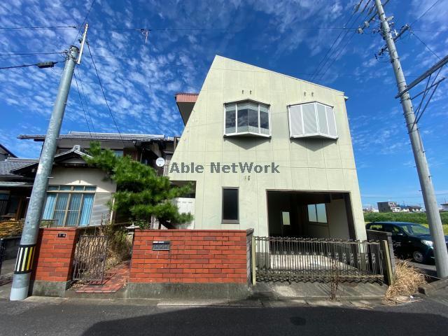 長沢町貸家
