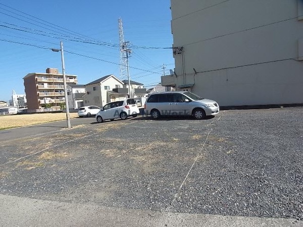 駐車場(駐車場)