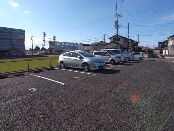 駐車場(駐車場)