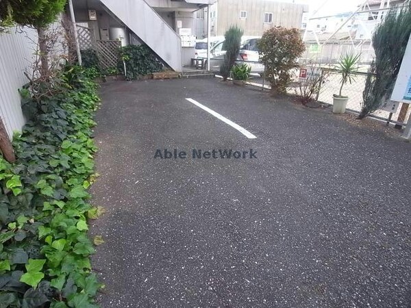 駐車場(駐車場)