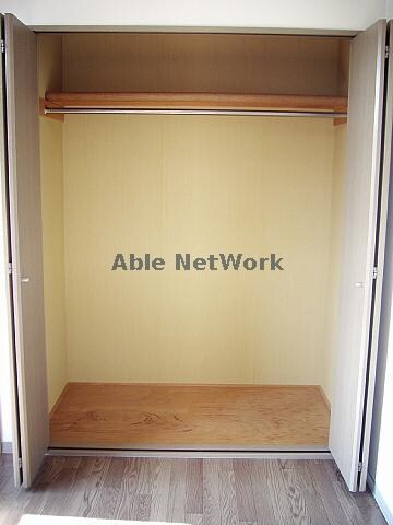 物件内観写真6　(クローゼット)