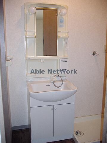 物件内観写真9　(洗面台)