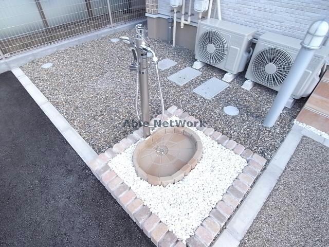 物件外観写真5　(ペット洗い場)