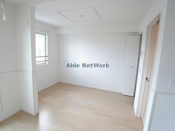 リビングダイニング