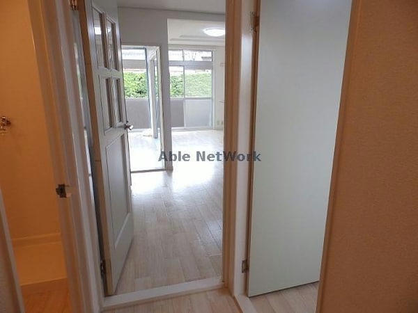 居室(参照写真です。)