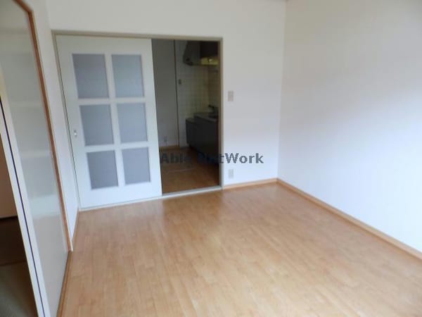 居室(参照写真です。)