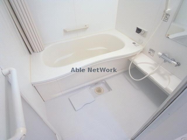 物件内観写真8　(浴室)