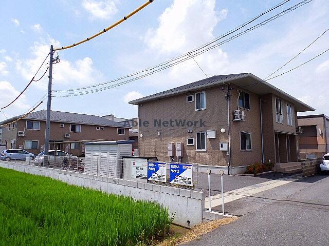 物件外観写真3　(全体)