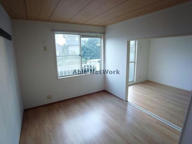 物件内観写真12　(※他の部屋の写真です。)