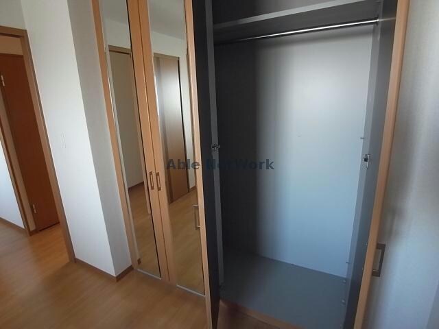 物件内観写真22　(収納)